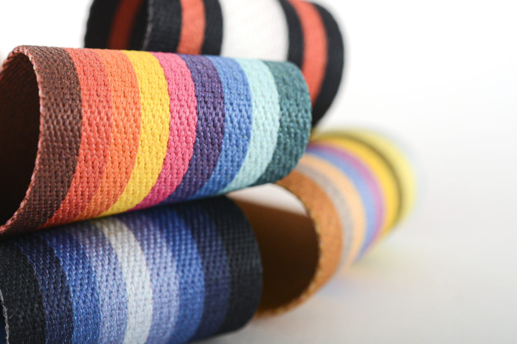 i700 - Double-sided striped webbing Satab