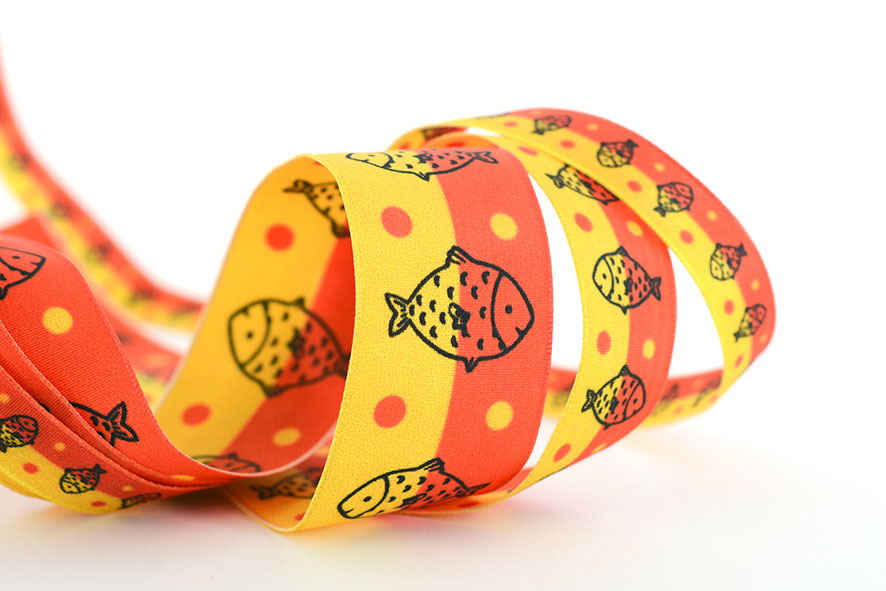 i695 – Printed metallic brass ribbon “Fish” Satab
